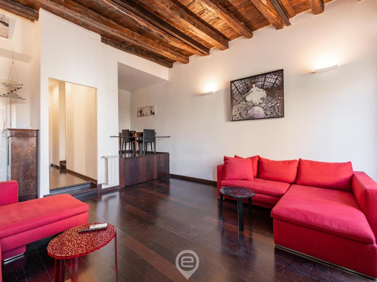 Piazza Yenne Apartment กาญารี ภายนอก รูปภาพ